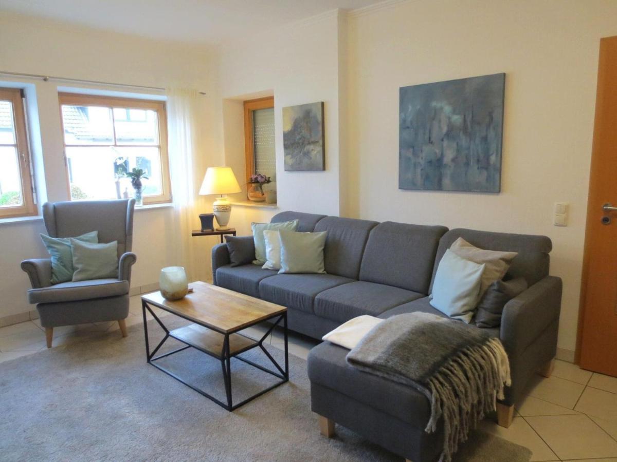 Holiday Flat With Idyllic Garden In Daun Extérieur photo