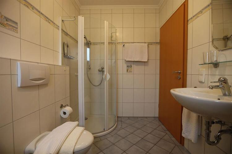 Holiday Flat With Idyllic Garden In Daun Extérieur photo