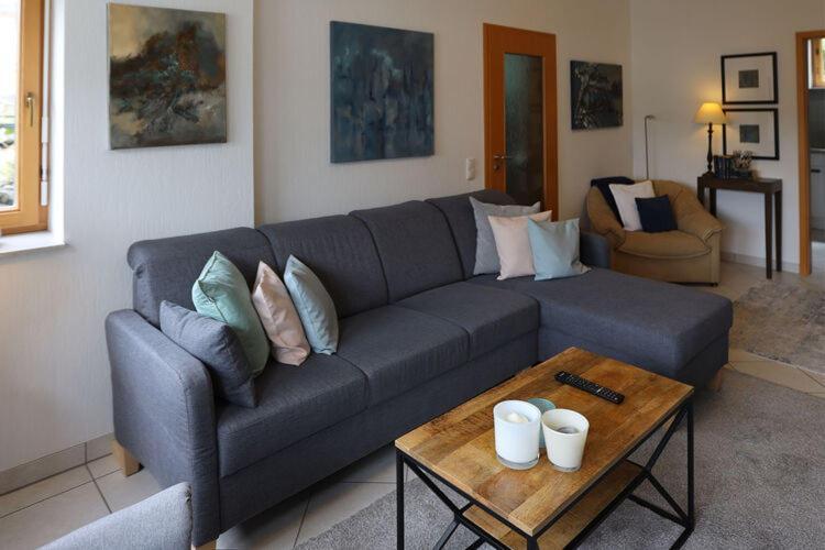 Holiday Flat With Idyllic Garden In Daun Extérieur photo